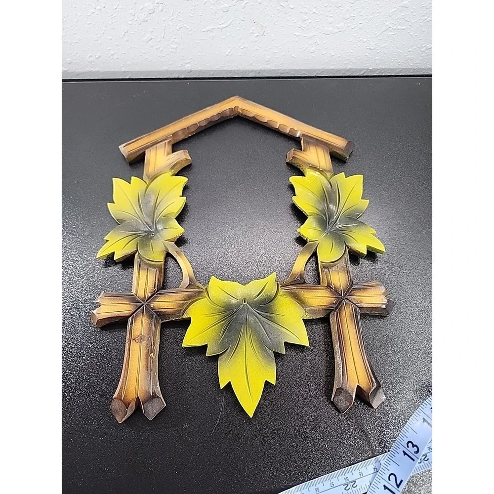 Vintage German Black Forest Cuckoo Clock‎ Face Trim Green Leaves Cottage Core 2